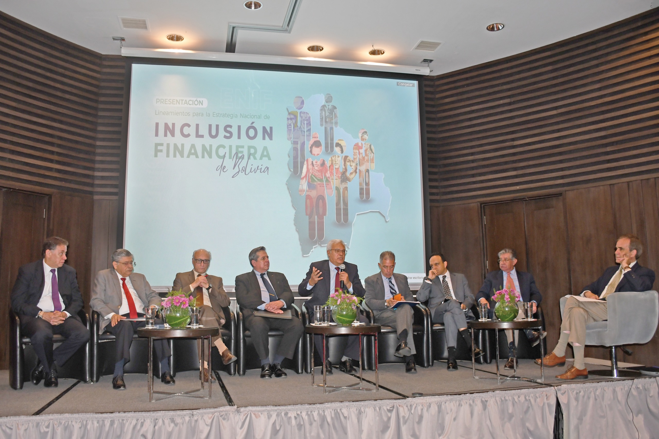 ASFI promueve la equidad y el acceso a los servicios financieros